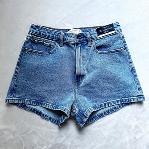 Abercrombie Curve Love High Rise Mom Short
